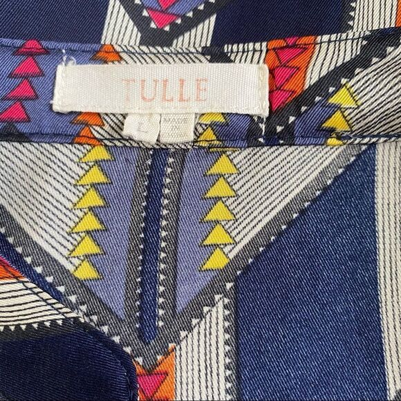 Tulle V-Neck Chevron Blouse, Blue Multicolor, Size L - Picture 5 of 6